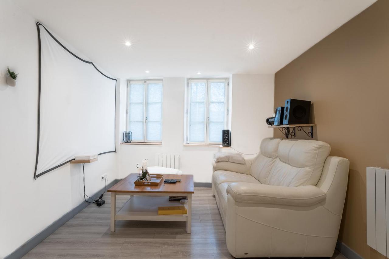 Appartement spa privé pour les séjours seul ou a deux Metz Extérieur photo