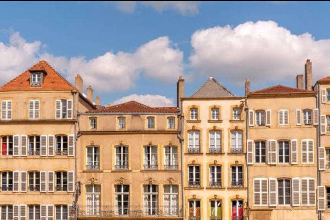 Appartement spa privé pour les séjours seul ou a deux Metz Extérieur photo